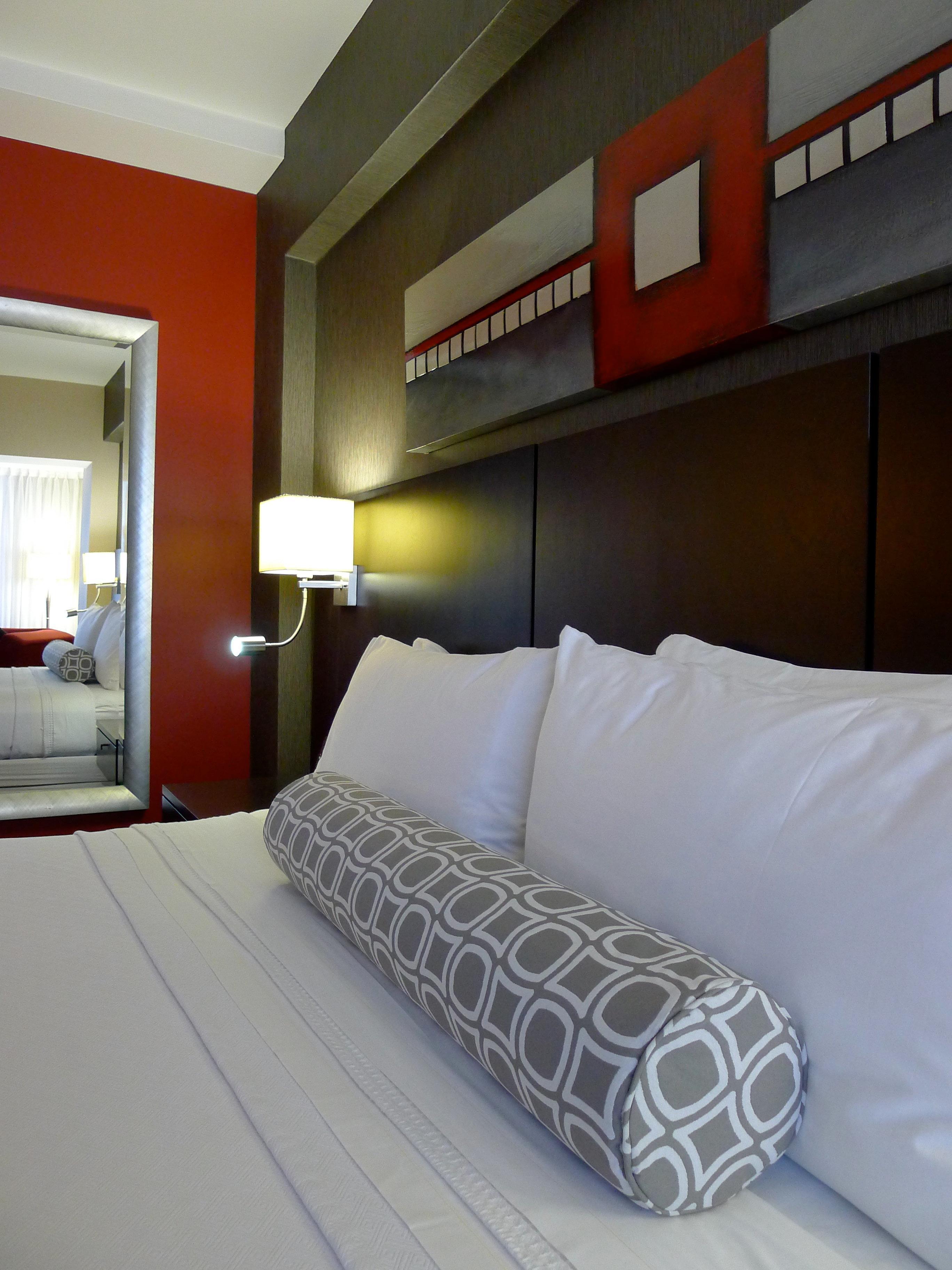 Armon Plaza Montreal Airpt, Trademark Collection By Wyndham Ngoại thất bức ảnh
