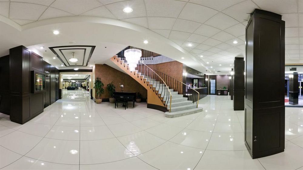 Armon Plaza Montreal Airpt, Trademark Collection By Wyndham Ngoại thất bức ảnh